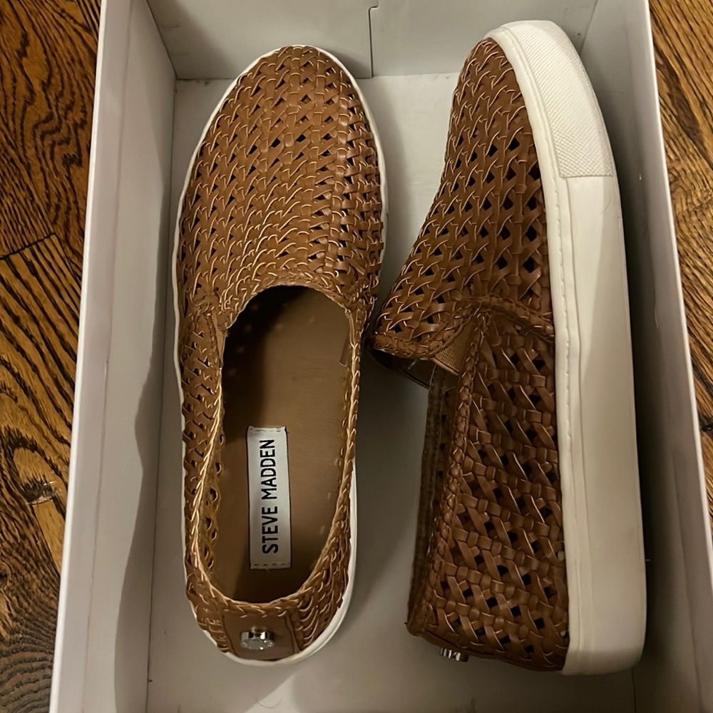 Adly cognac shoe